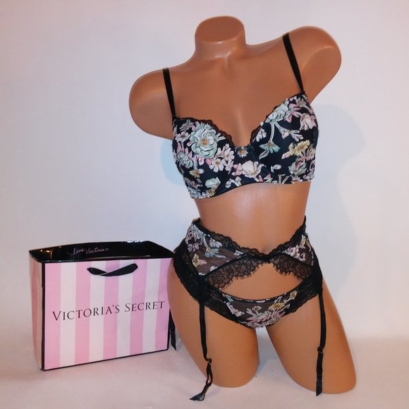Victoria Secret Bra Set